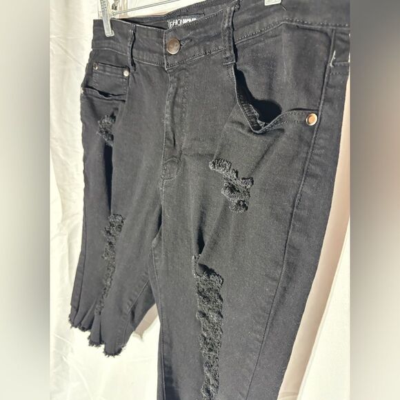 Fashion Nova Black Distressed Denim Jean Shorts Juniors Size 15 EPC - Picture 1 of 5